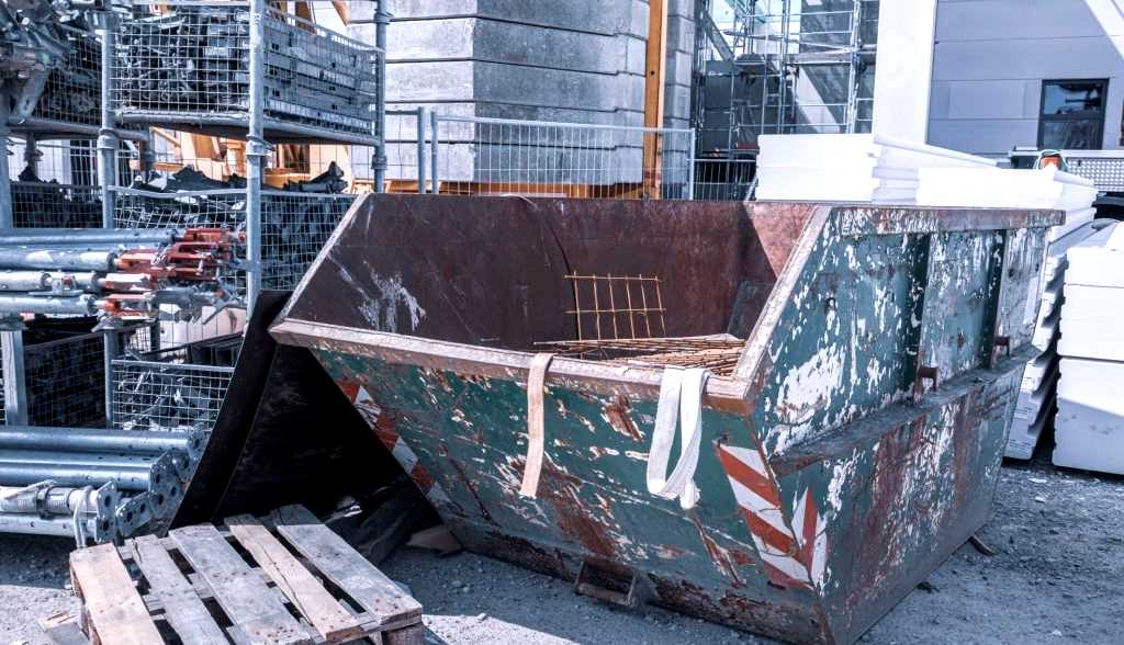 Cheap Skip Hire Services in Upend